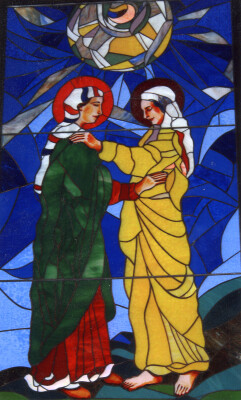 Maria und Elisabeth Kirchenfenster Almas in Kroatien
